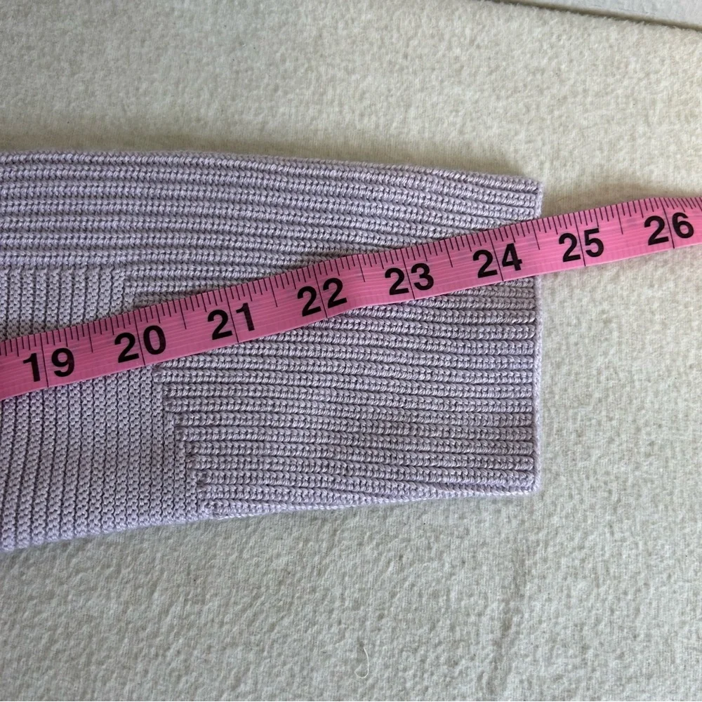 Athleta Hanover Merino Wool Blend V Neck Knit Sweater Size M Lavender - Picture 7 of 8